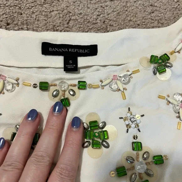 Banana Republic Jewel Neck Relaxed Short Sleeve Blouse - Picture 7 of 12